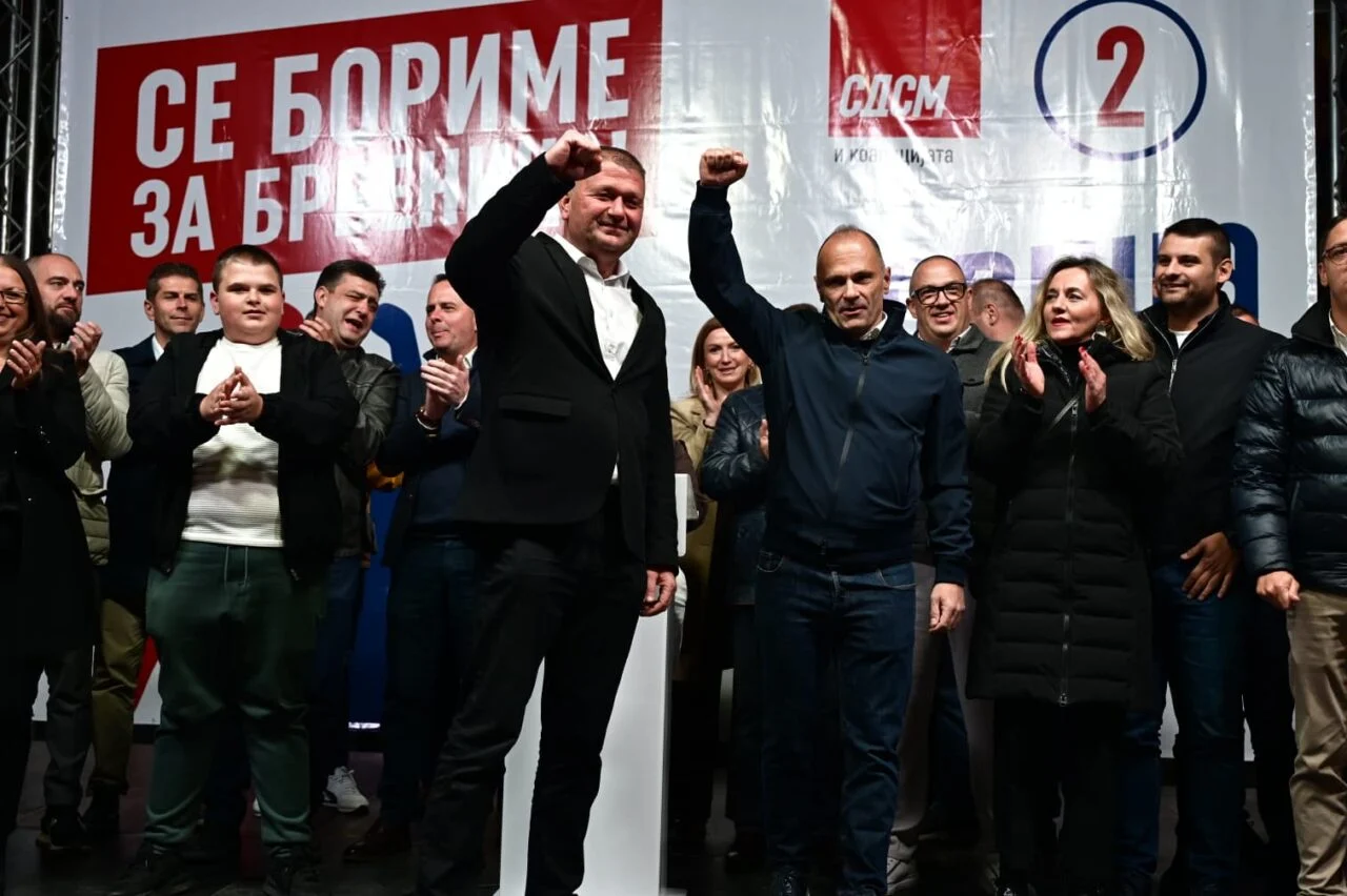 „Разговори за иднината во 12:05“: Филипче уште еднаш го жртвува другарот Јовица Радески